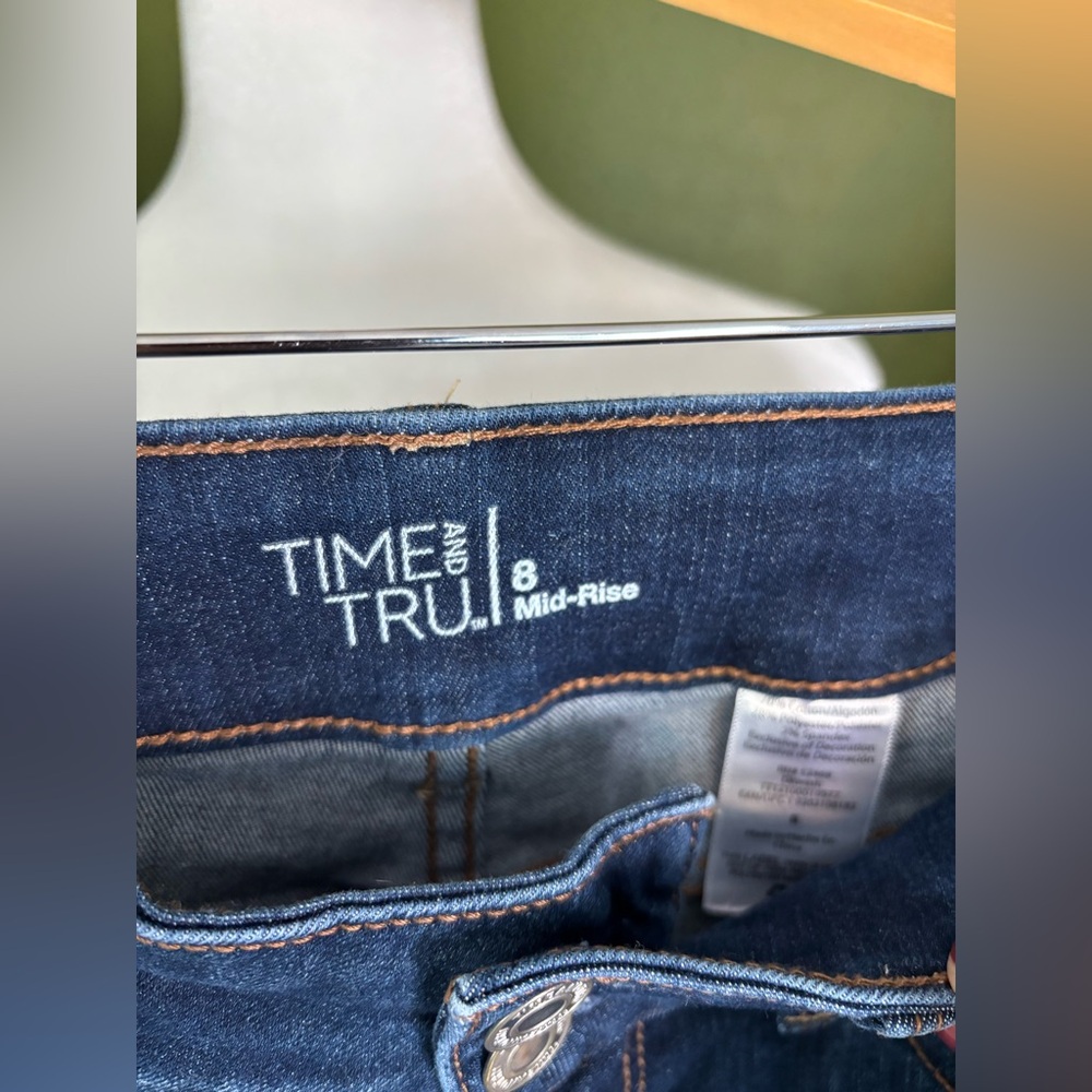 Time & True Blue Denim Mid Rose Skinny Cuffed Distressed Pull On Jeans - Picture 3 of 4